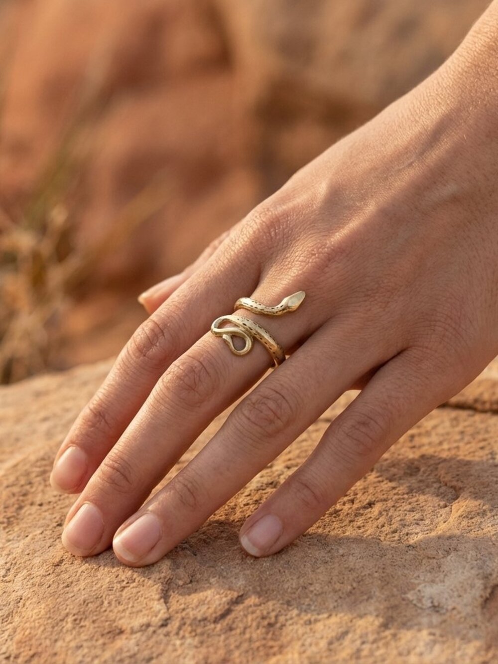 Golden Serpent Ring - Picture 2 of 3